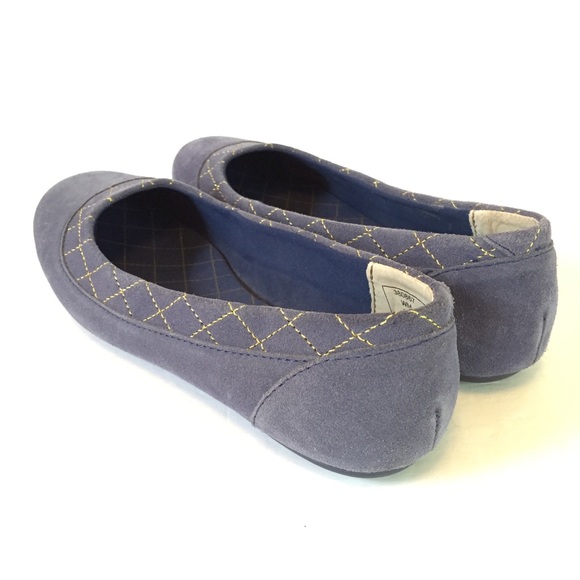 Lands’ End Flats Blue Suede Leather 7 M - Picture 2 of 8